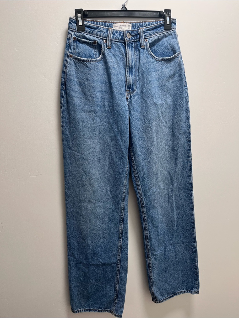 Abercrombie & Fitch The Loose High Rise Jeans Size W26/2L